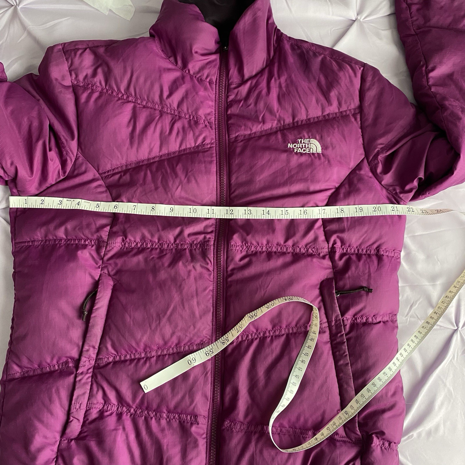 The North Face 550 Purple Reversible Down Puffer Jacket Women’s Medium thumbnail 7