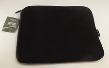 Targus Laptop Sleeve Black Neoprene Debossed for 15.6" Widescreen Zip NEW NWT