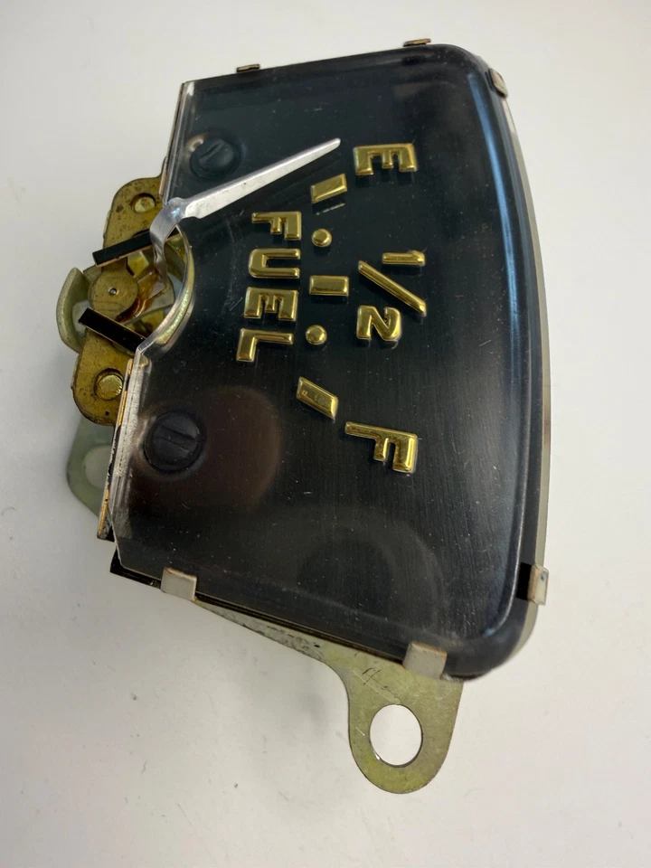 Nuevo de Lote Antiguo 1951 Chrysler New Yorker Windsor Combustible Gas Calibre Mopar 1383241 PROBADO, FUNCIONA Foto 3 de 4