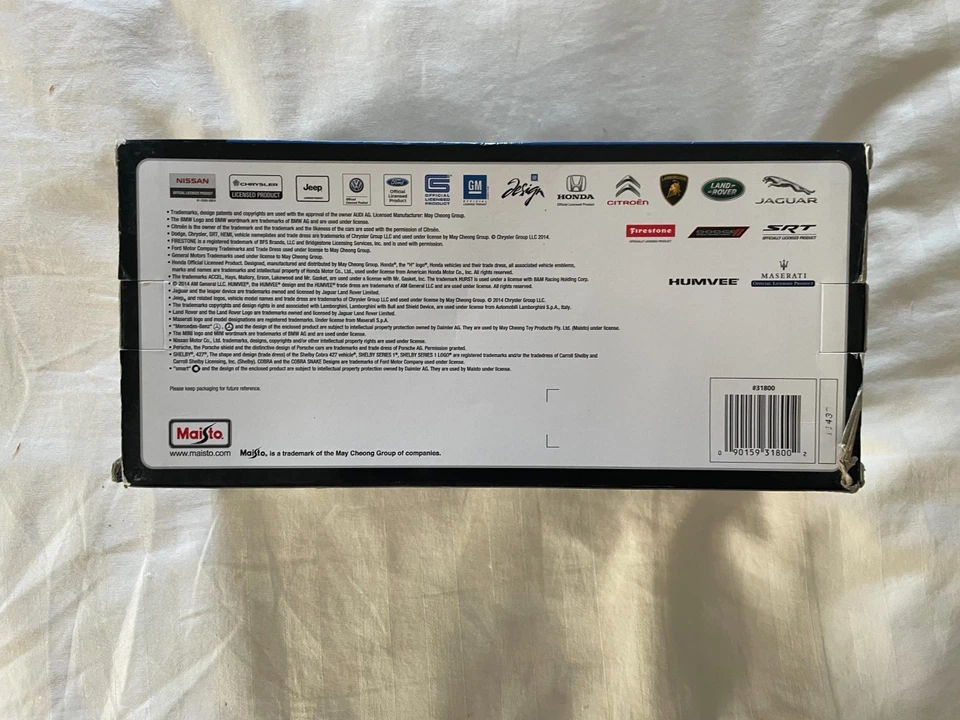 Maisto escala 1:18 diecast plata Porsche 911 Carrera 4S modelo coche 9” coleccionable Foto 3 de 4