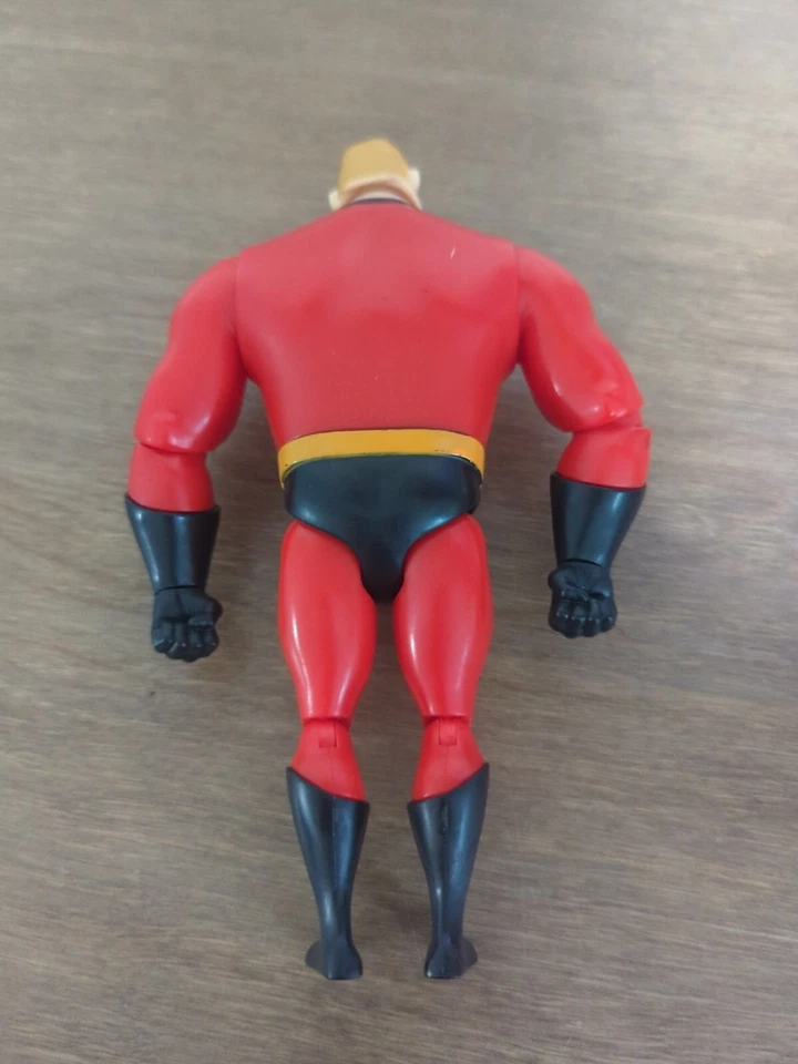 Figura de acción Disney Pixar Los Increíbles Sr. Increíble 8 pulgadas Foto 3 de 3