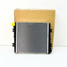 NEW MERCEDES-BENZ AMG GT C190 ENGINE WATER RADIATOR A0995005903 099-500-59-03