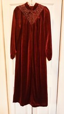 VTG SEARS At HomeWear Burgundy Red Maroon Housecoat Bathrobe Velvet Feel XS/S