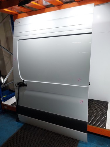 DOOR SIDE SLIDING MERCEDES MK3 (907) 2018 On SPRINTER PASSENGER SIDE - Picture 4 of 8