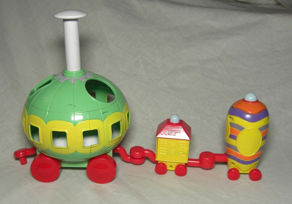 In the Night Garden Ninky Nonk Pull Along Train Shape Sorter Activity Incomplete