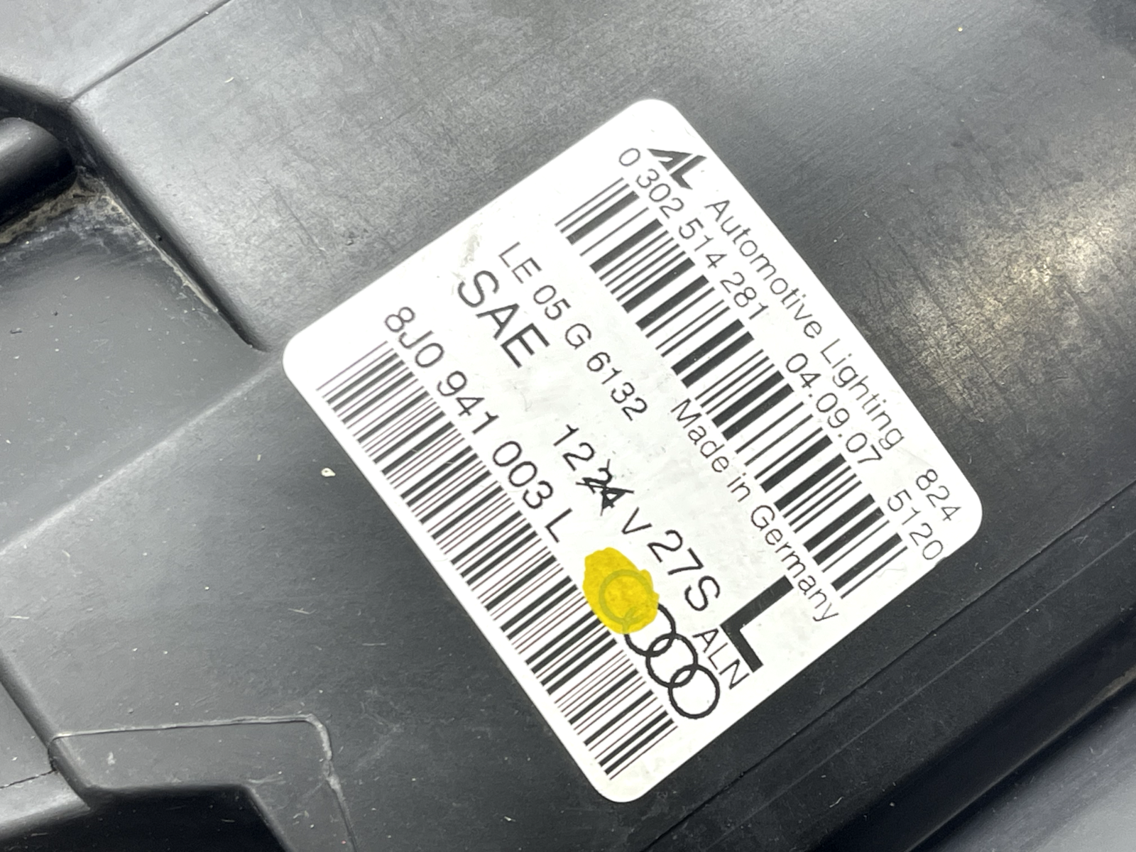 Driver Headlight Model Xenon HID Adaptive Curve Fits 08-11 Audi TT