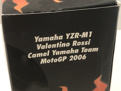 1:12 Minichamps 2006 Valentino Rossi #46 Camel Yamaha YZR-M1 MotoGP 122063046 - Picture 6 of 9