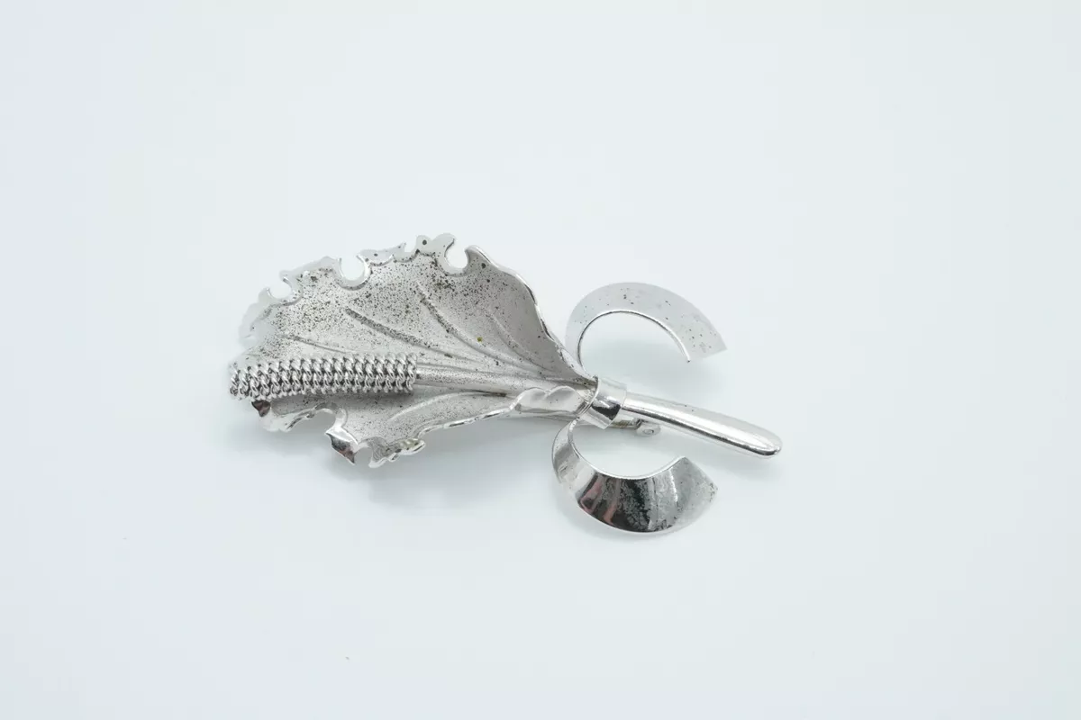 Vintage Bond Boyd Sterling Silver Lily Brooch