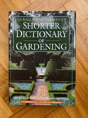 The Shorter Dictionary of Gardening (RHS)  Excellent condition