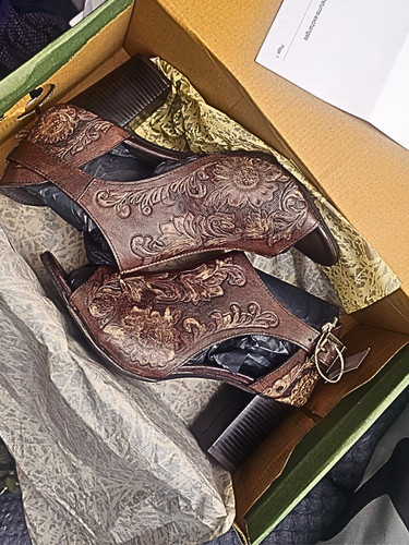 Roper Tooled Leather Western Heeled Booties in a beautiful rich Cognac/Chestnut