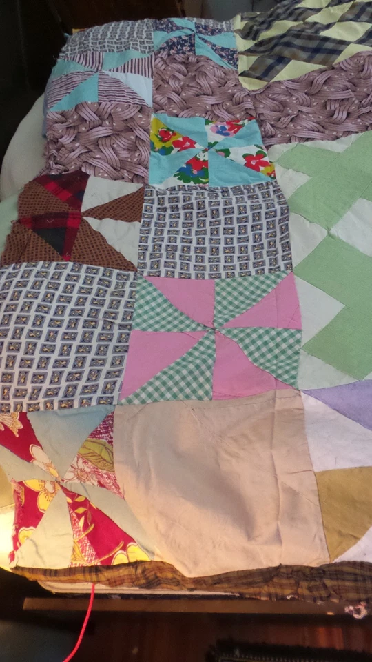 Vtg Patchwork quilt topper VIBRANT colors machine stitched MULTI COLORS 81x73" - Image 2 of 4