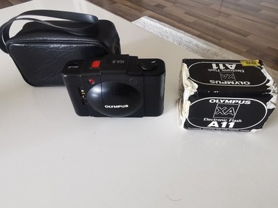 OLYMPUS  XA 2 Olympus D. zuiko Lens  1:3,5 f=35 mm Kompaktkamera