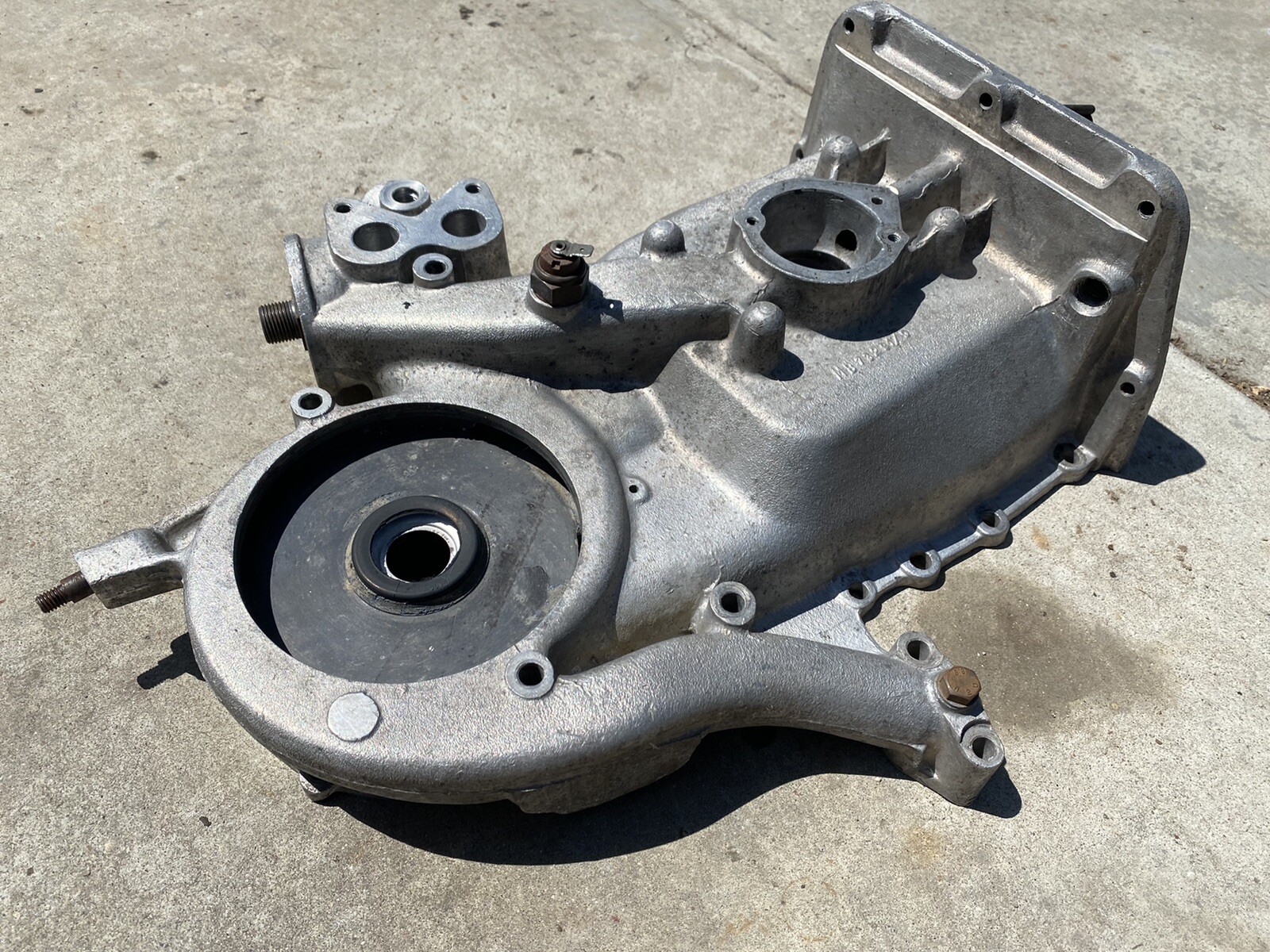 1970-1975  OEM Citroen SM Maserati Merak engine C-114 cover timing gear housing