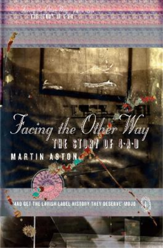 Martin Aston Facing the Other Way (Tascabile)