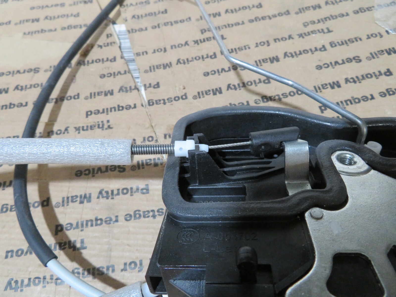 BMW OEM RIGHT REAR LOCK/LATCH ASSY.51217229462 | eBay 