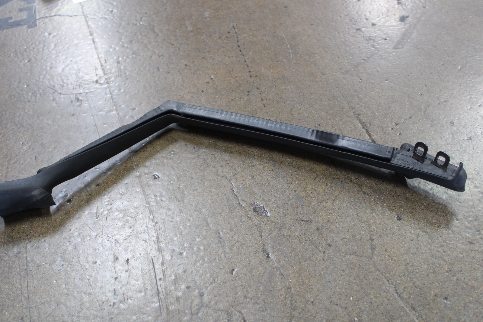 Lamborghini Huracan LP610 Spyder, RH, Door Seal on Body, Used, P/N 4T7831708A
