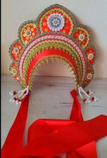 Russischer Kokoshnik   Rot   Handarbeit