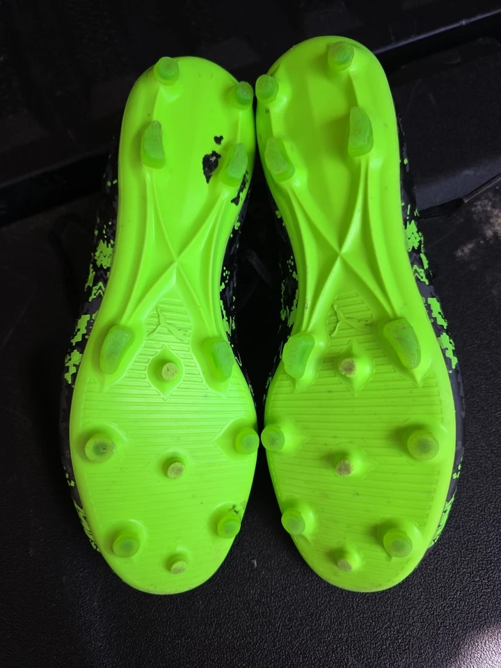 Puma Future 19.3 Netfit  Soccer Cleats Black/Green Men’s 8.5 - Image 3 of 4