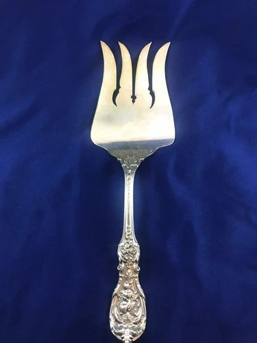 Reed and Barton Francis 1 - 9 3/4" Fish Serving Fork - No Mono - Sterling