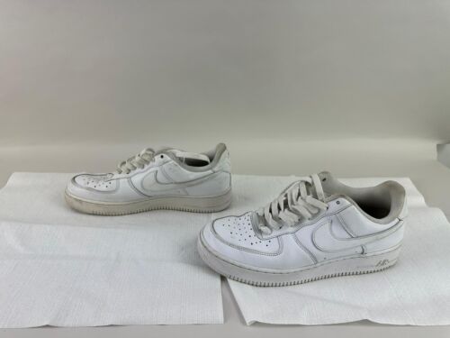 Size 10 - Nike Air Force 1 '07 Low Triple White - Picture 1 of 7