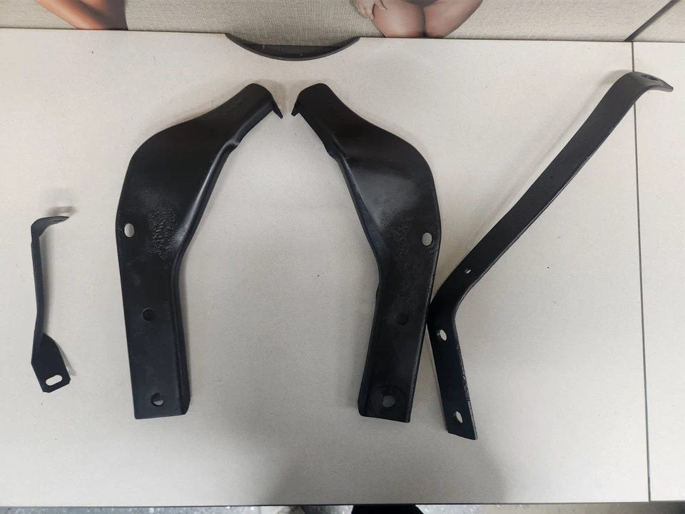 PARAGOLPES DELANTERO MERCURY COMET SOPORTES DE MONTAJE DE IMPACTO 1964 OEM Foto 2 de 3