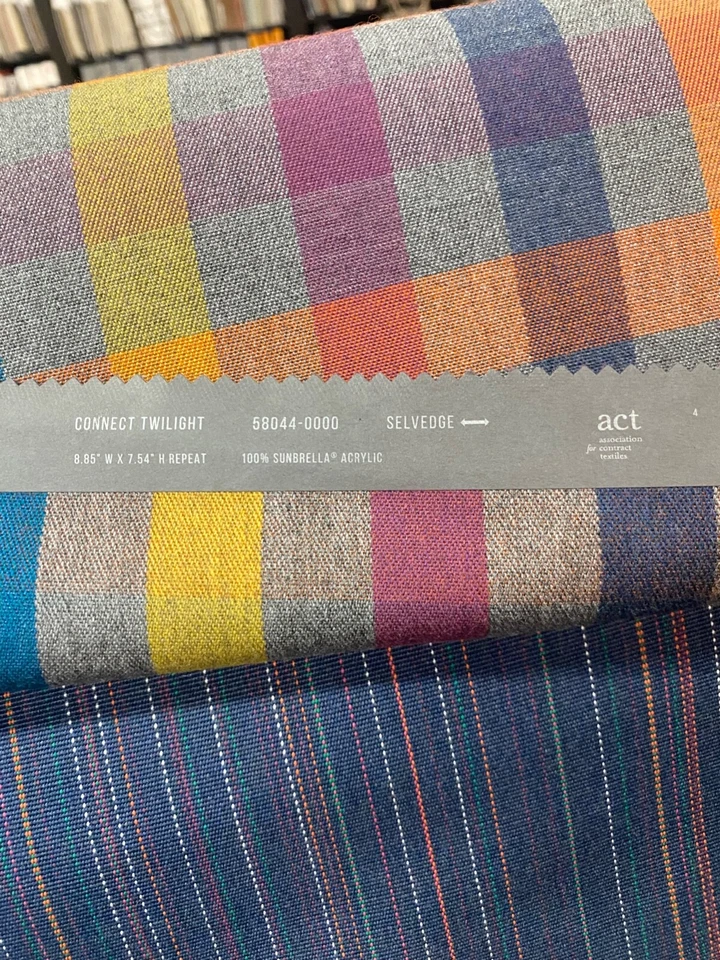 Tela de tapicería Sunbrella® 54" color Connect Twilight 58044-0000 (por yarda) Foto 2 de 4