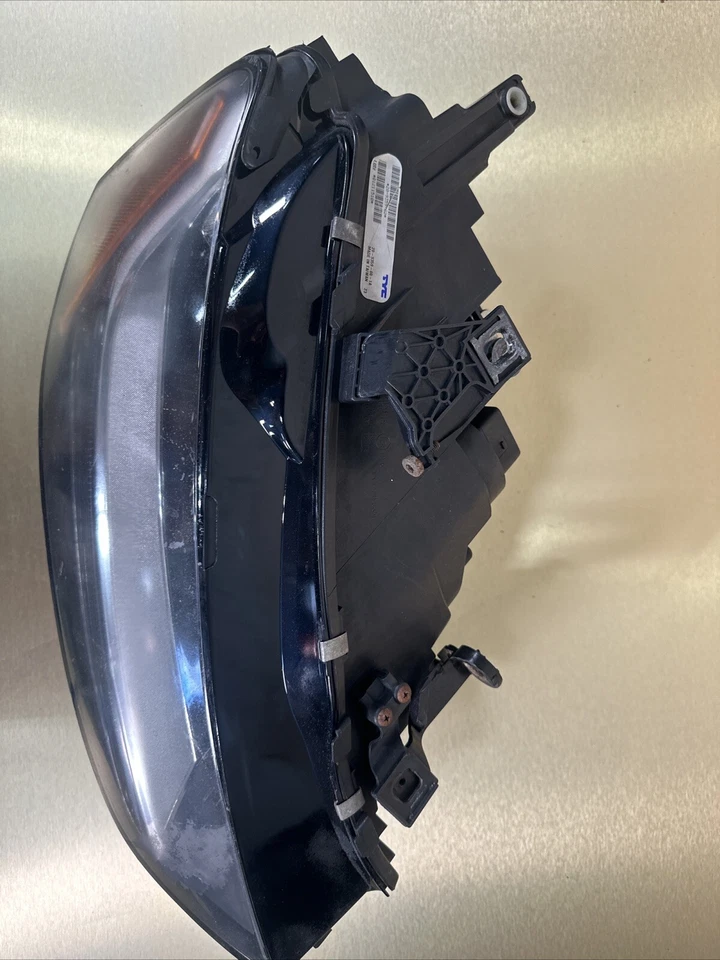 2009 - 2012 AUDI A4 QUATTRO ПЕРЕДНЯЯ ПРАВАЯ СТОРОНА ГАЛОГЕННЫЕ ФАРЫ ЛАМПА OEM - Изображение 4 из 4