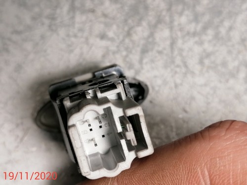 Citroen C5 Interior lighting switch 96409529ZL used 2001 LHD - Picture 6 of 6