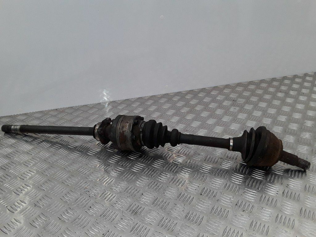 Picture 2 of 8