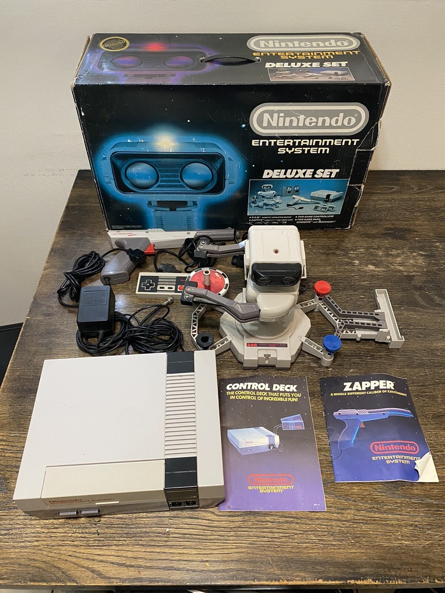 Nintendo Entertainment System NES Deluxe Set Rob the Robot With