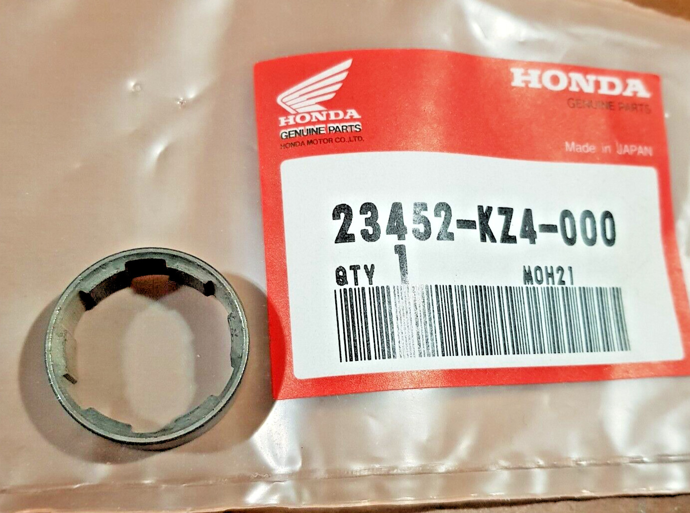 23452-KZ4-000 (NOS) COLLARE CALETTATO INGRAN.3^ ALBERO 2° (20X22X5)CR125 /89 -97