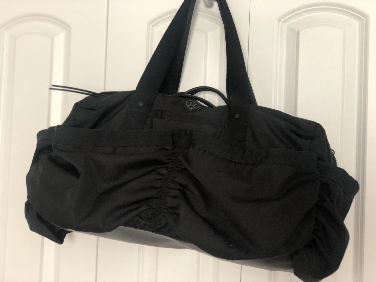 calpak luka duffel poshmark