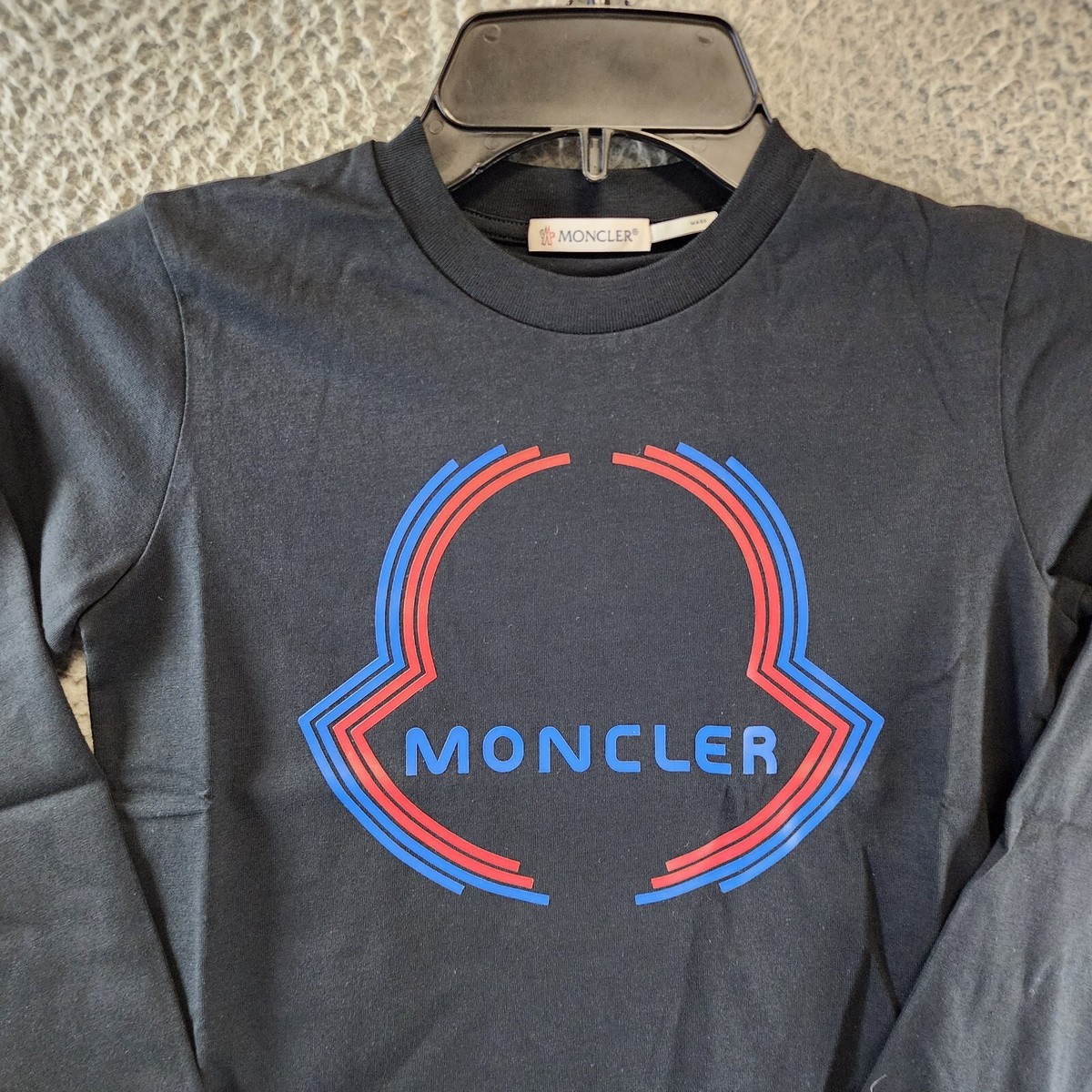 moncler lettering graphic t shirt