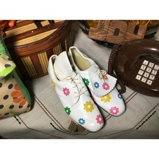 Royal Plus Vintage 70s Flower Power Golf Shoes Vinyl White Floral Spikes Size 7