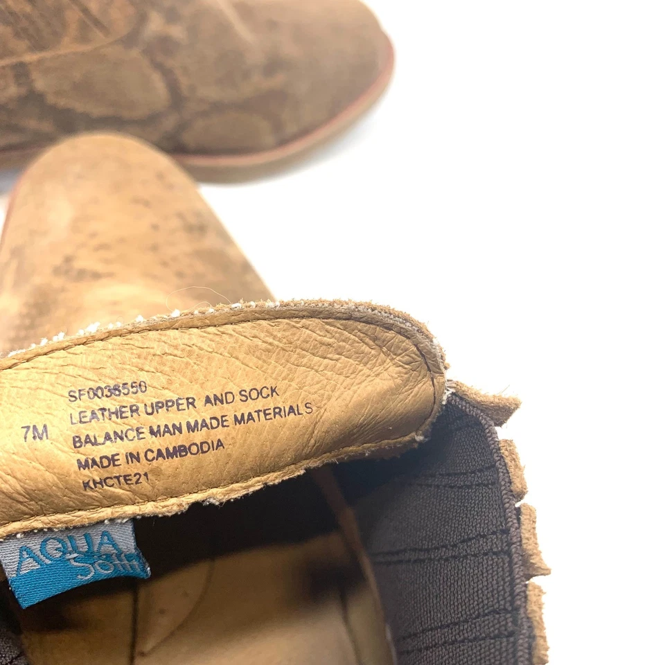 Aqua Sofft Women's Suede Embossed Chelsea Boots Brown Size 7M - Image 4 of 4