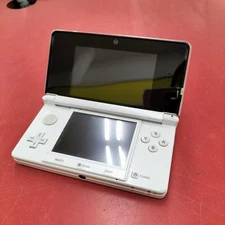 Nintendo 3DS CTR-001 Handheld Console Portable Gaming System