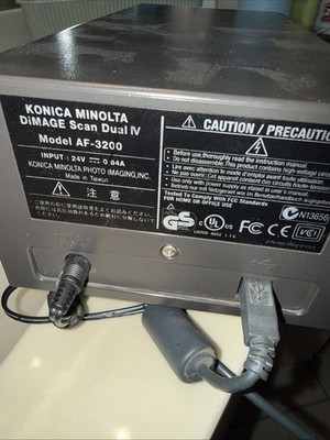 Konica Minolta Dimage Scan Dual IV AF-3200 - 35mm & Medium Format