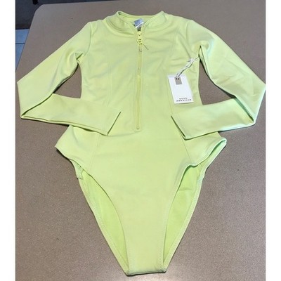 NWT Good American Key Lime compression long sleeve