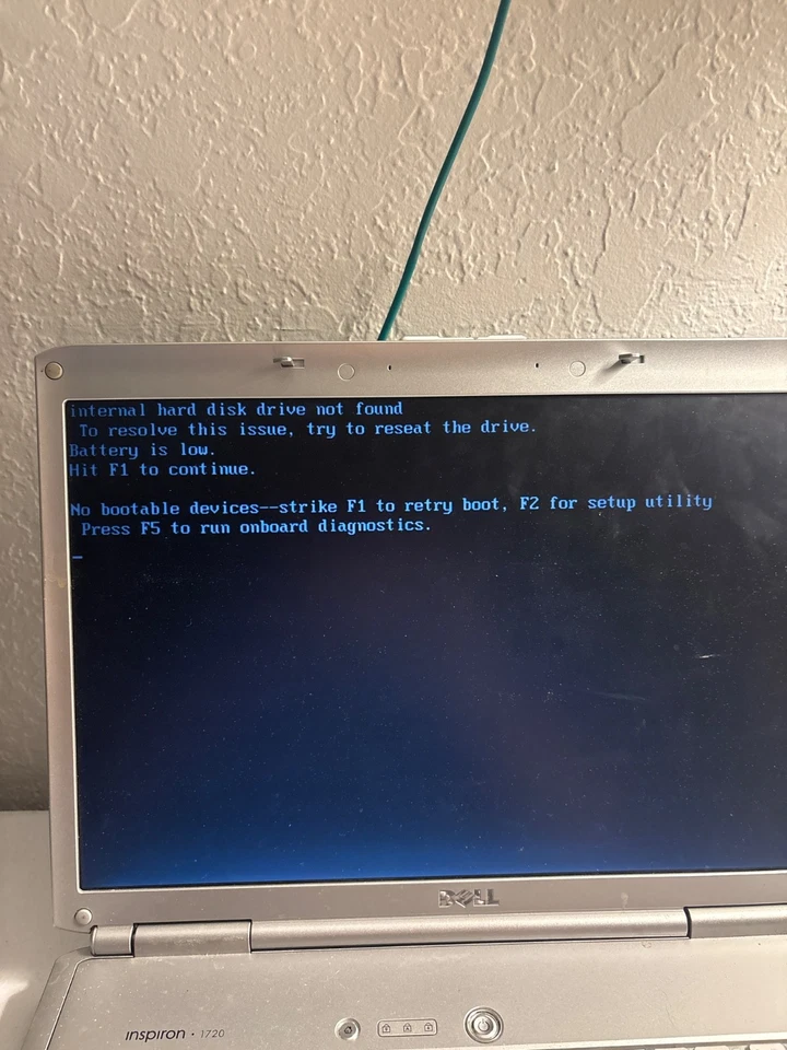 DELL PP22X LAPTOP INTEL CORE 2 750MHZ 1GB 17" SCREEN W/ AC ADAPTER PARTS AS IS - Image 2 of 4