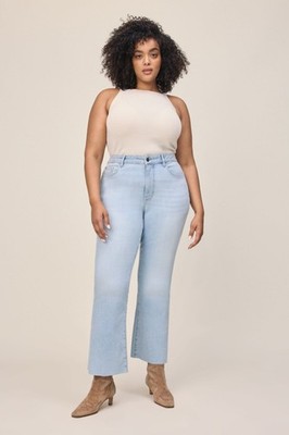NWT Warp + Weft Women's High Rise Crop Boot Cut Denim Jeans 18W