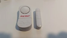 First Alert Alarm System 8 Alarms For Windows or Doors 2272-Z Magnetic Sensors