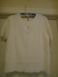 Beautiful Warm and Fluffy Angora Sweater in White Size M