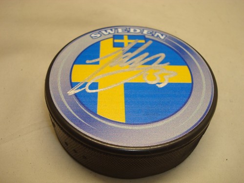 Jakob Silfverberg signed Team Schweden Hockey Puck handsigniert 1A - Bild 2 von 2