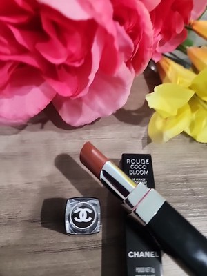 CHANEL Rouge Coco Bloom Hydrating Plumping Intense Shine Lip