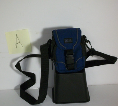 Case Logic Camera Case Padded Black And Blue W/ Belt Loop & Strap 3 Zip Pouch