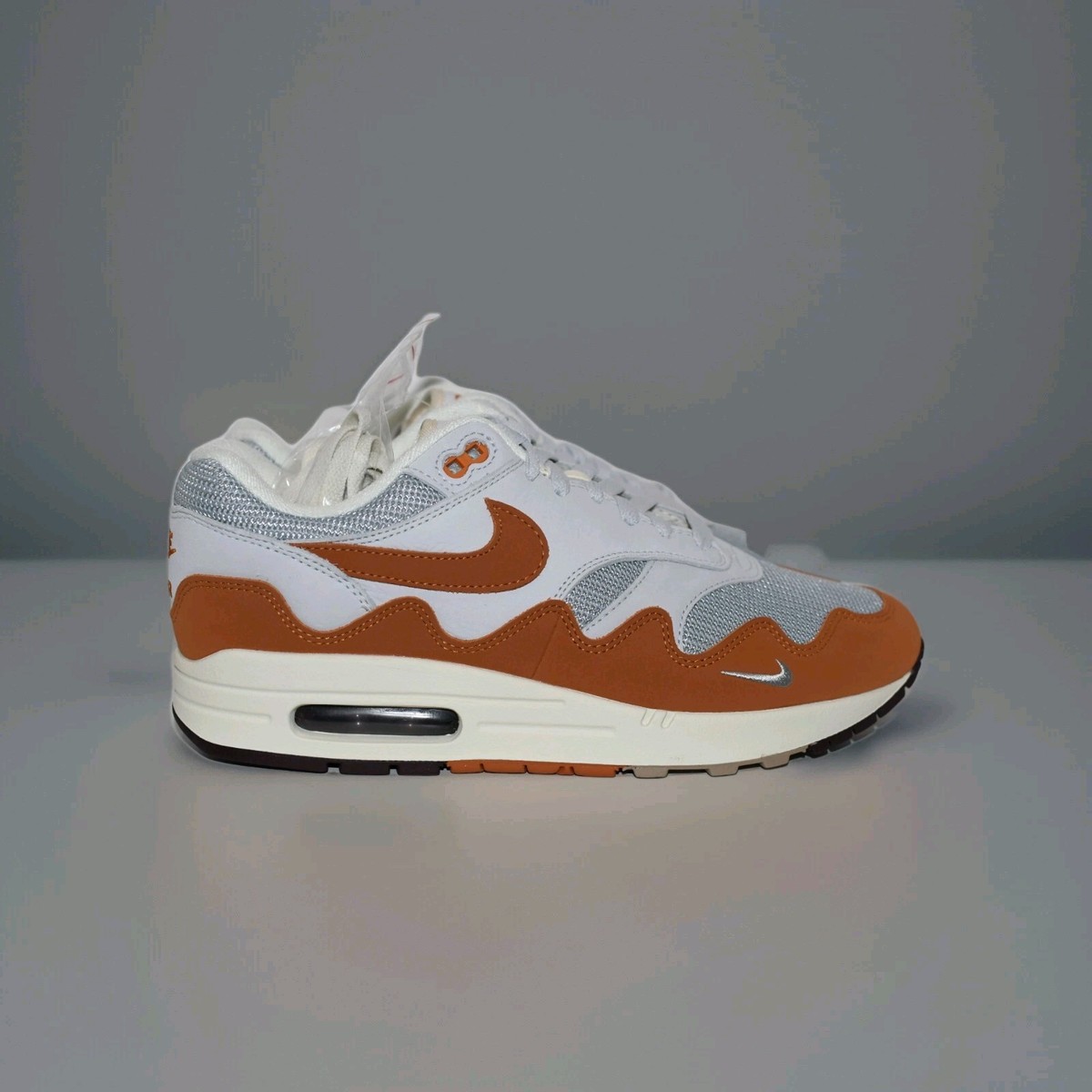NIKE AIR MAX 1 x PATTA WAVES MONARCH MENS RUNNING SHOES  display picture 1