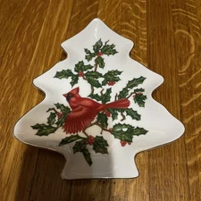 Lefton China Handpainted Christmas Tree Trinket Tray With Cardinal & Holly VTG