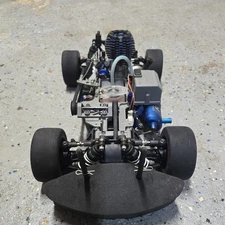 Traxxas nitro 4-Tec 3.3 ENGINE 1/10 4x4 Belt-Drive Touring Car 