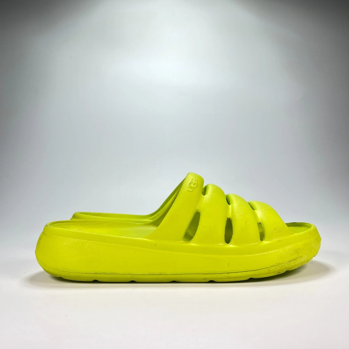 Lime Green Shoes In Women display picture 2