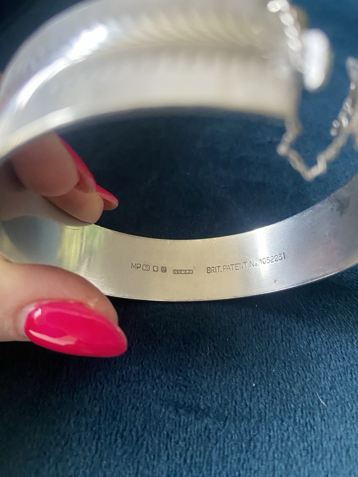 Vintage Solid Silver 1970s Chunky Bangle Hallmark… - image 7